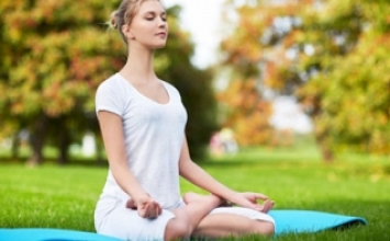 Chọn thuốc hay thiền, đánh tan stress? 